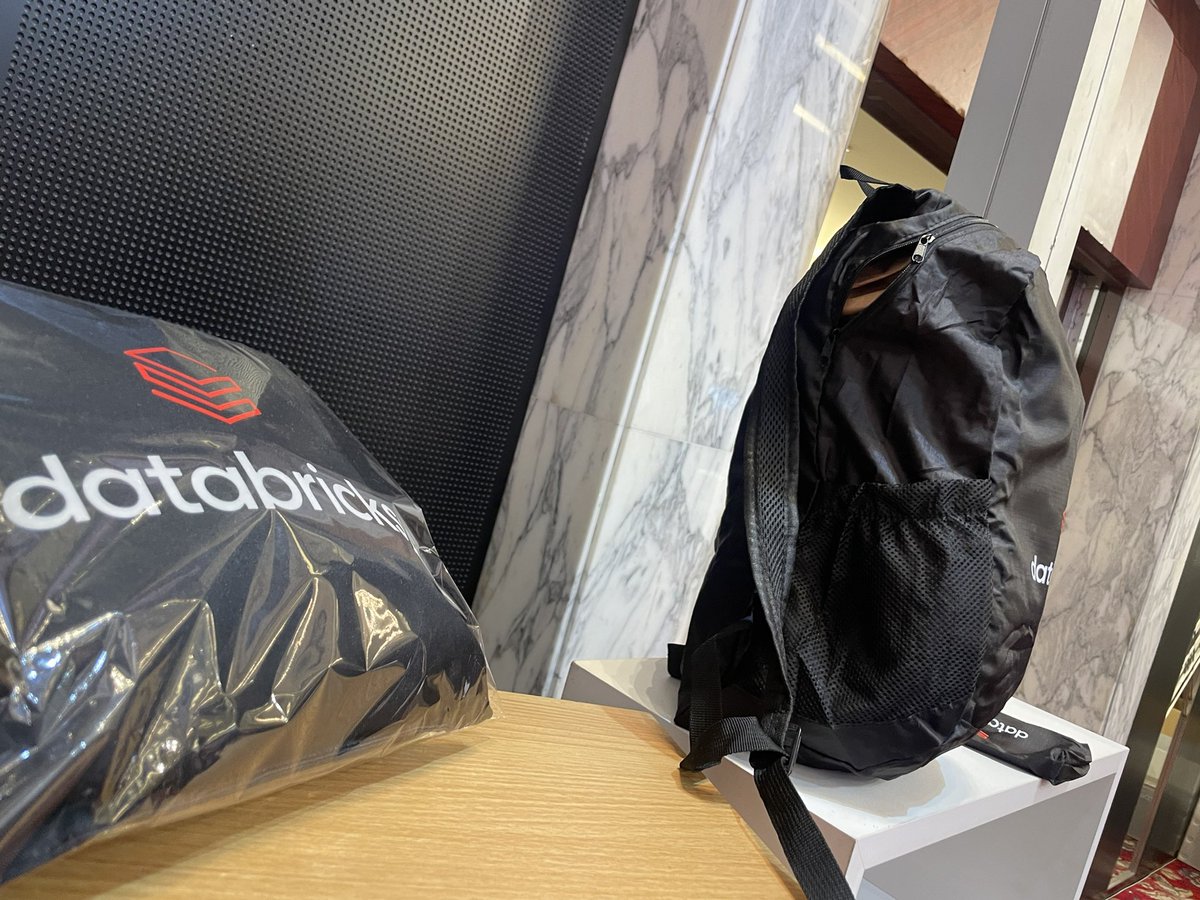 kuwa_tw's tweet image. はい！！！！今年はSwagもいっぱいあるよ！！！ #daiwt_tokyo
 ブース回ってもらおうね！(誰