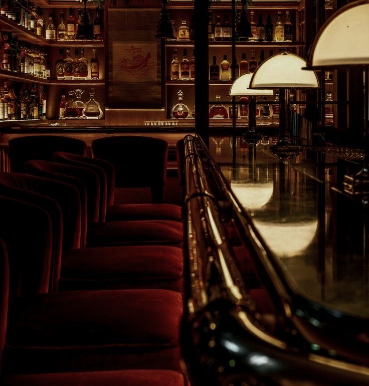 Refined Socialite tweet media