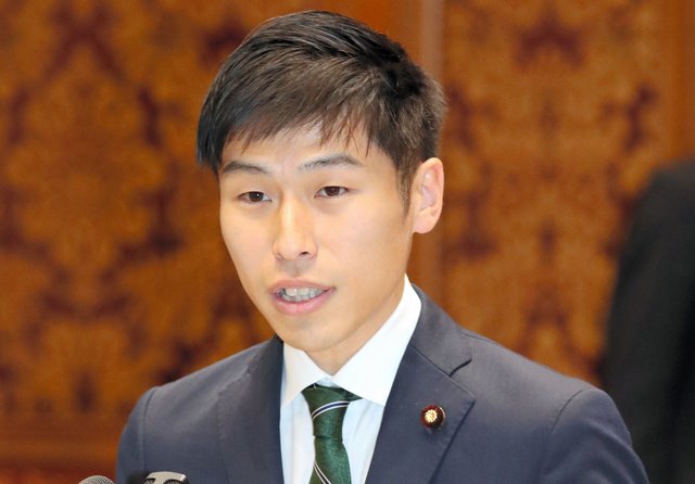 「自衛隊にエアコンなんていらない。地球温暖化が悪化したらどうすんの？」

共産党‼️山添拓は外道だ‼️

って思う人‼️

🙋