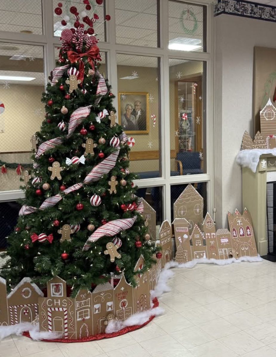 Hey friends can I get a like on this facebook page The Christmas tree with gingerbread town wrapped around the tree please Thank you m.facebook.com/story.php?stor…