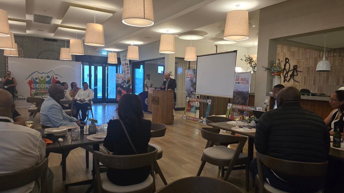 The George Festival kicked off in style this evening at the Kingswood Golf Clubhouse, where the air buzzed with excitement. 

Invited guests showed their support to this celebration of culture, community, and creativity.