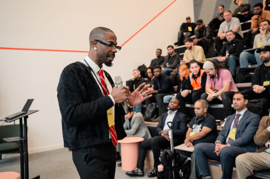 caffeineai's tweet image. Days later and we're still thinking about everything that took place at our #London event.

Founders, #AI engineers and first-time builders - everyone explored how @caffeineai is pushing the boundaries of how humans create.

Big energy, smart people, meaningful connections

Thank…