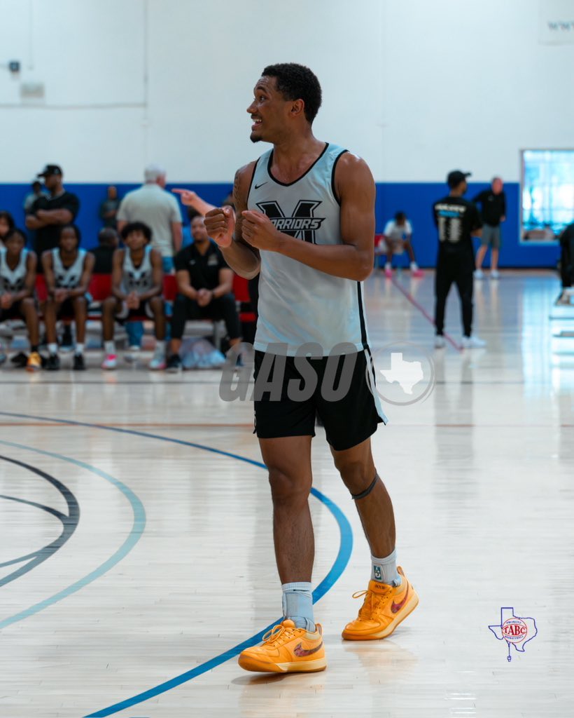 Lyndon Cook 🏀 tweet media