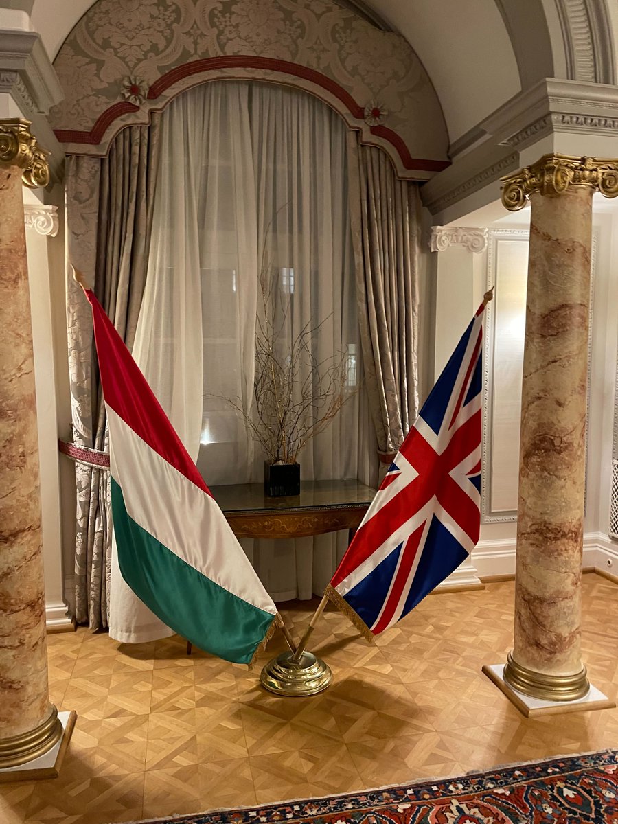 We recently had the pleasure of visiting the Hungarian Embassy to celebrate Properoni and their continued success 👏

They had an incredible year and we’re excited to see what 2026 brings for the brand!
