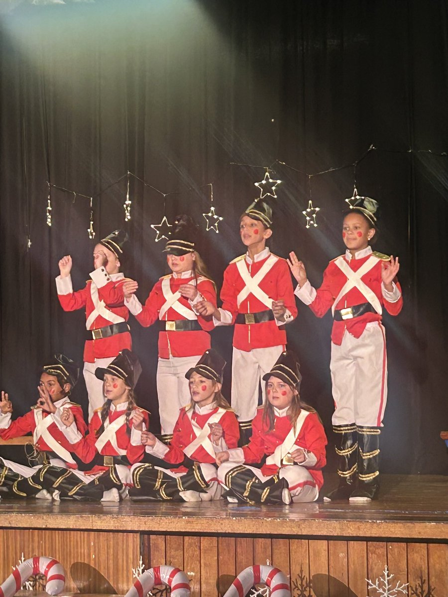 Fernielea School tweet media