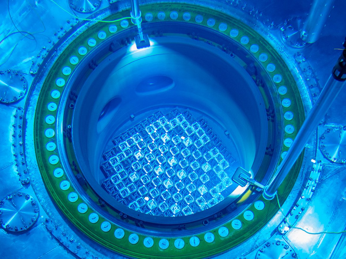 TurkishCentury's tweet photo. ๐น Turkish #boron specialist #TRBor is one of the world's leading manufacturers of boron products including #F1200, a substance known as the world's 3rd hardest material. B(5) applications include armor, #aerospace, #nuclear energy, #mining, detergents, #electronics & glass. ๐น๐ท https://t.co/WxDjFNhVMl