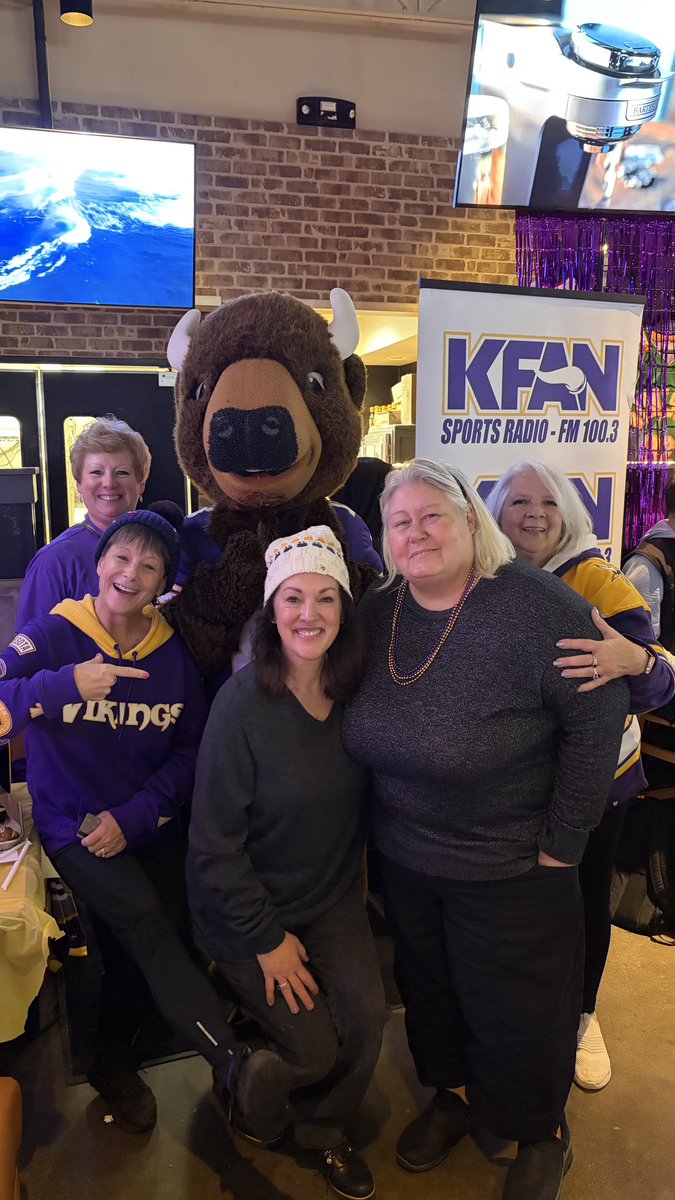 Katie Dempsey tweet media