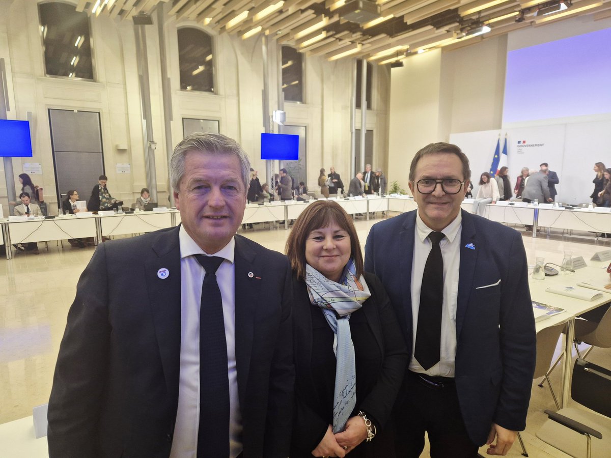 Le Conseil national de la Montagne s’est réuni ce jour en présence des ministres <a href="/FrancoiseGatel/">Françoise GATEL</a> #MichelFournier <a href="/Marina_Ferrari/">Marina Ferrari</a> en rappelant les spécificités de ces territoires et la nécessité d’adapter les règlementations <a href="/anmsm/">ANMSM</a> <a href="/jl_boch/">Jean Luc Boch</a> <a href="/AnneMarty_Alti/">Anne Marty</a> <a href="/EricBreche73/">Breche eric</a>