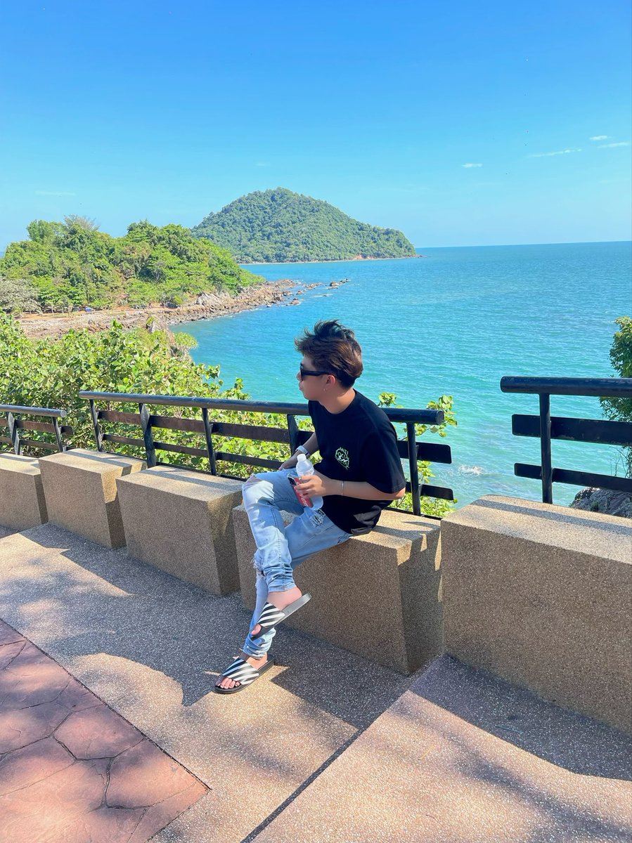 Djiduejem's tweet photo. เหงาเหมือนกันมั้ย  🥺  #fwbกทม 
 #rtxxdm https://t.co/SyQVup5nLR