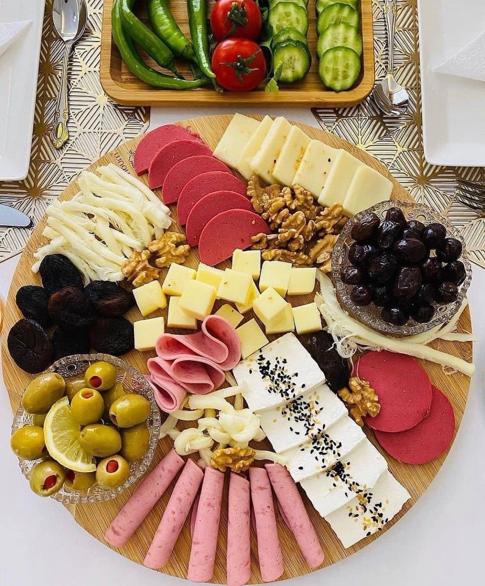 🎄Да ви помогнам да ја поставите новогодишната трпеза: резници 🥗