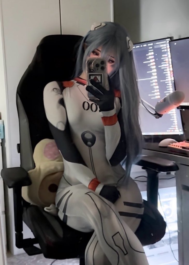 iloveirin's tweet image. 