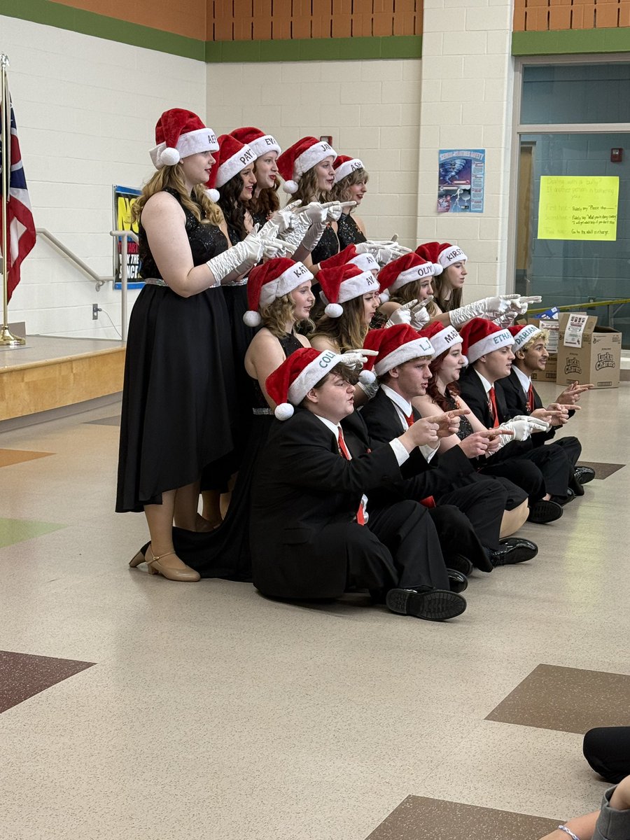 It’s always a treat to see former students perform! Thank you choir students and Mrs. Mather for the visit this morning before the 3rd grade Christmas program.