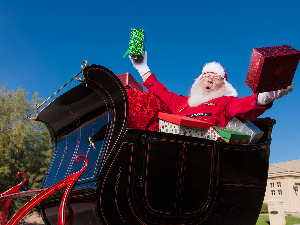 Get ready for the Southside Santa Parade 2025 on December 14th at 5:00 PM! Enjoy festive floats, live music, photos with Santa, hot cocoa, and Christmas carols. After the parade, relax just minutes away at Embassy Suites Sacramento.
#SouthsideSantaParade
bit.ly/48cbOIK