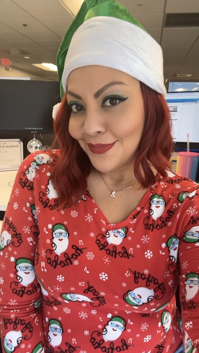 SweetJaneJ0nes's tweet image. The Headassery CONTINUES! #Day6 🎅🏽