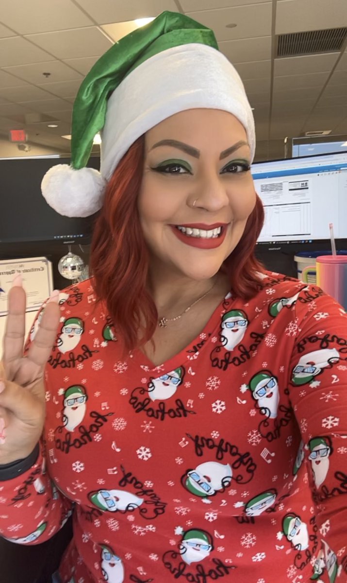 SweetJaneJ0nes's tweet image. The Headassery CONTINUES! #Day6 🎅🏽