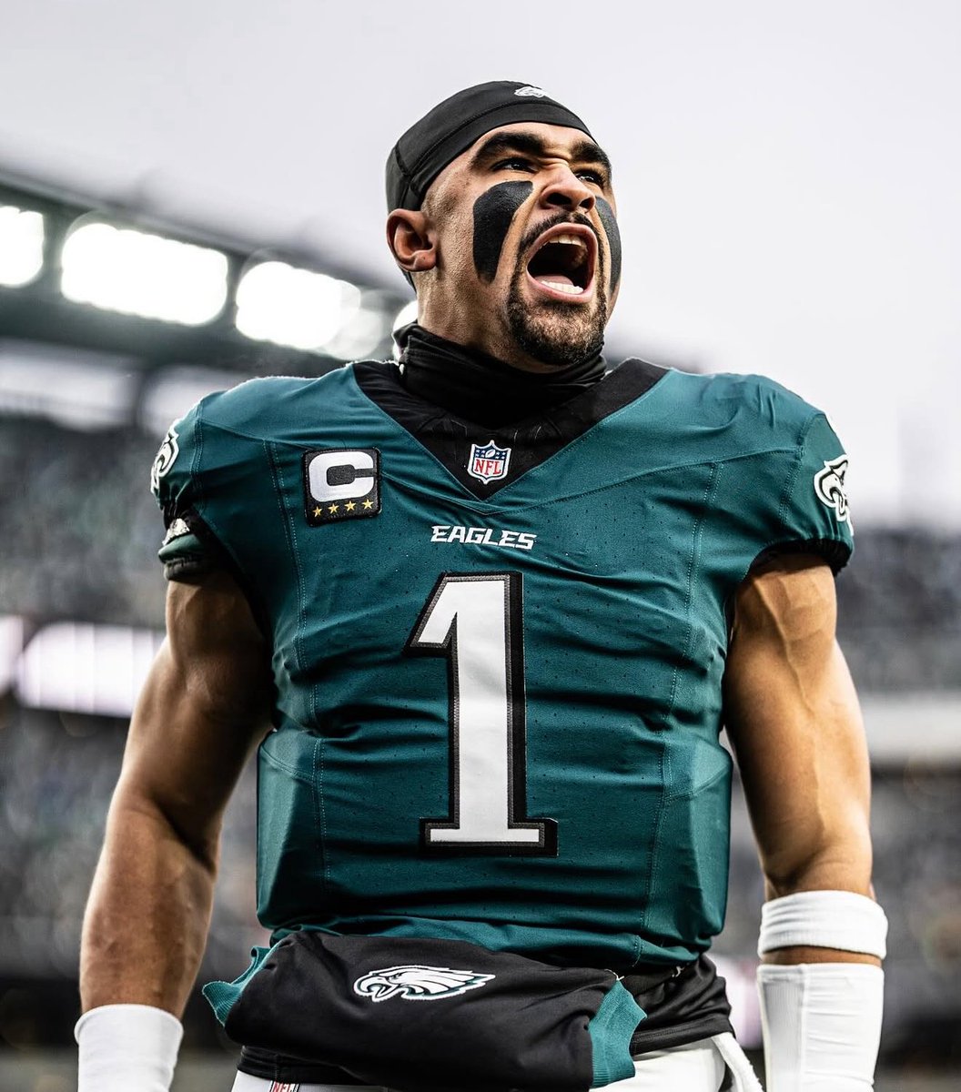 tomstakes's tweet image. Critics have doubted Jalen Hurts his entire career, preying on his down moments to define him. But in 2025, it’s too late…

A THREAD 🧵: