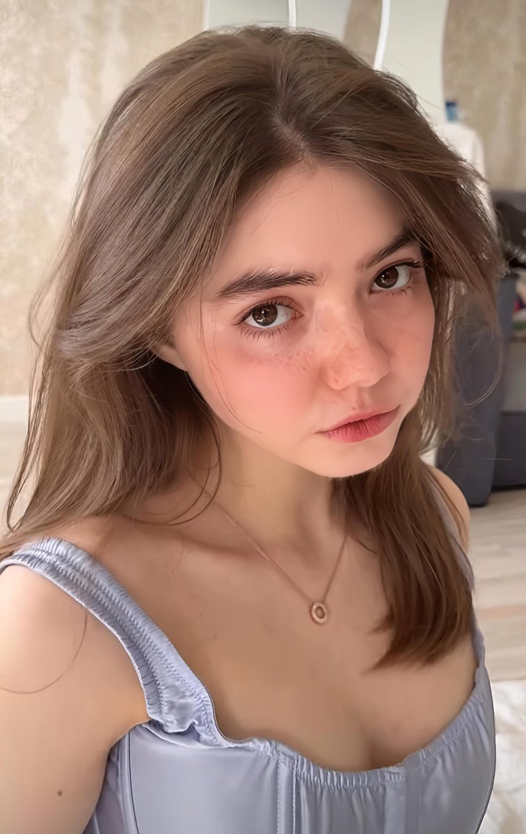 plumpy_evaa's tweet image. why am i still single :(