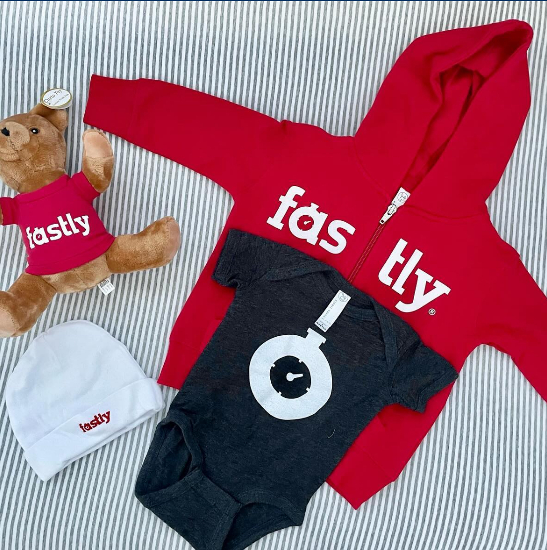 fastly's tweet image. At Fastly, we support our team both at work and at home. Our generous parental leave benefit helps new parents focus on what matters most.

fastly.com/careers

#LifeAtFastly #ParentalLeave #Fastly