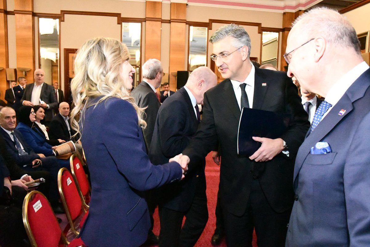 USAmbCroatia's tweet photo. It was my honor to join PM
@AndrejPlenkovic, FM
@grlicradman, Member of the BiH Presidency, @Cvijanovic_Z, BiH FM @DinoKonakovic and others to mark 30 years of the Dayton Peace Accords. 

Now is the time for local solutions, led by local actors, representing all three constituent peoples in Bosnia and Herzegovina. Progress on the Southern Interconnection shows what is possible when leaders commit to positive outcomes over politics. The United States remains committed to peace, stability, and a prosperous future for Croatia and the region.