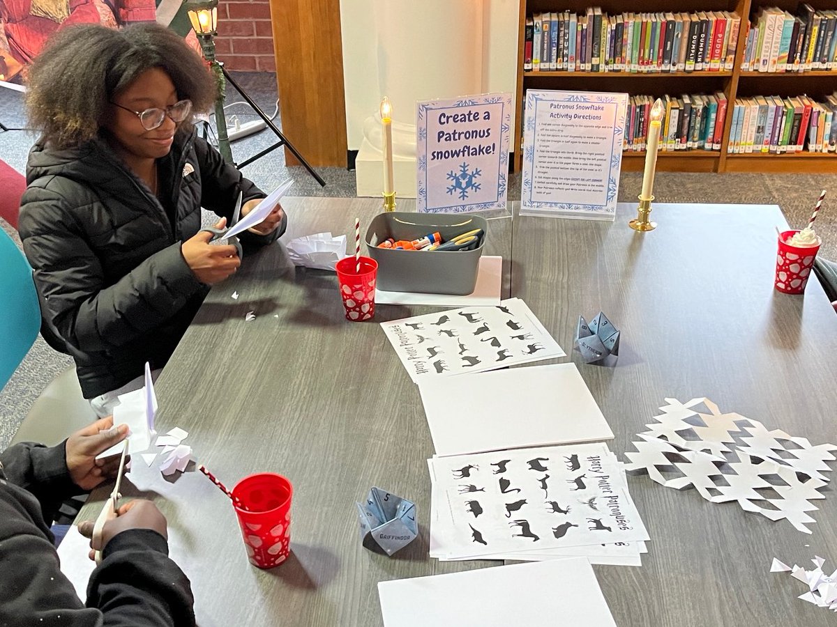 TDHS ReadsEverywhere tweet media