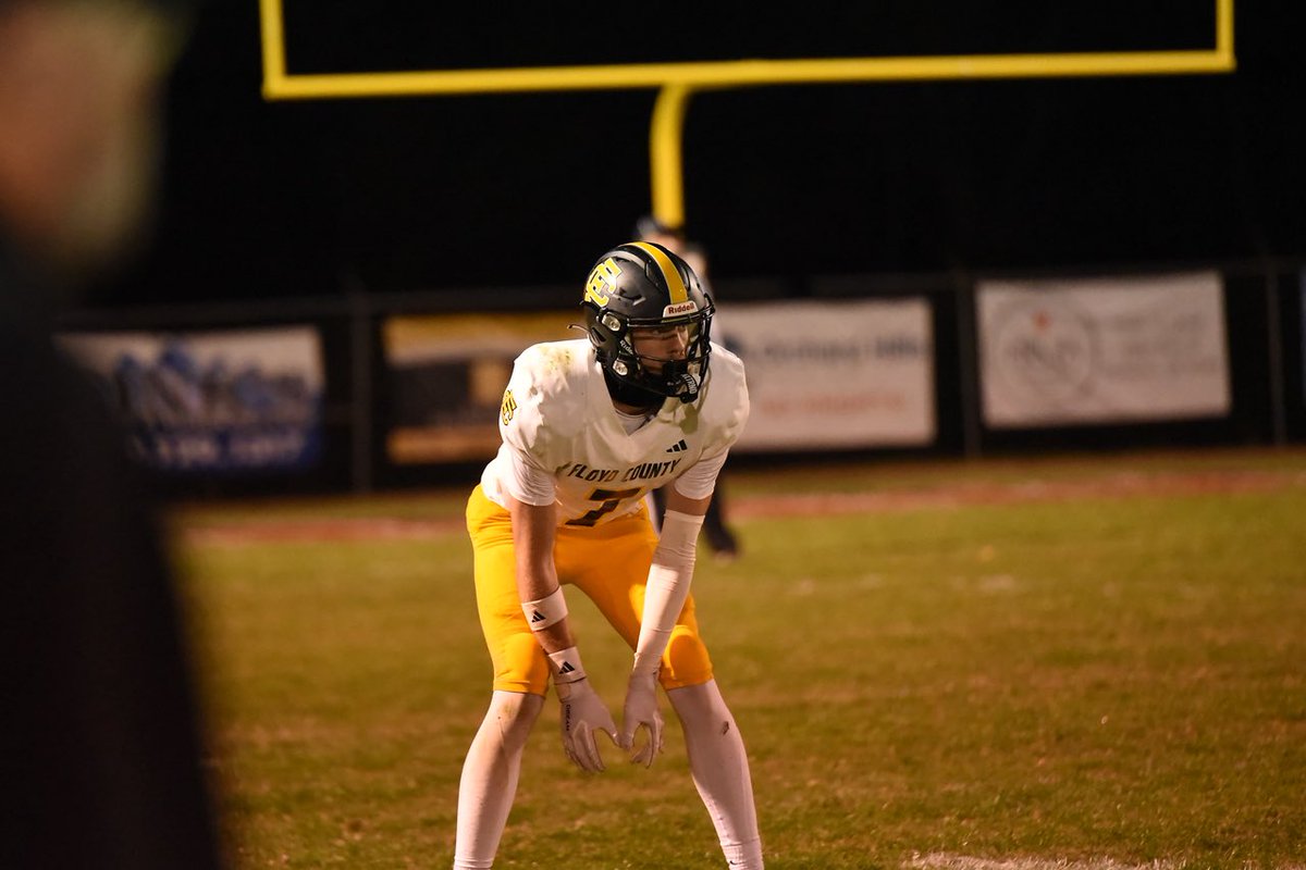 jpdun7's tweet photo. Excited to compete at @Top200Football this weekend! 6’4” DB | 2027
#DB #Top200 https://t.co/ATDl4izFrR