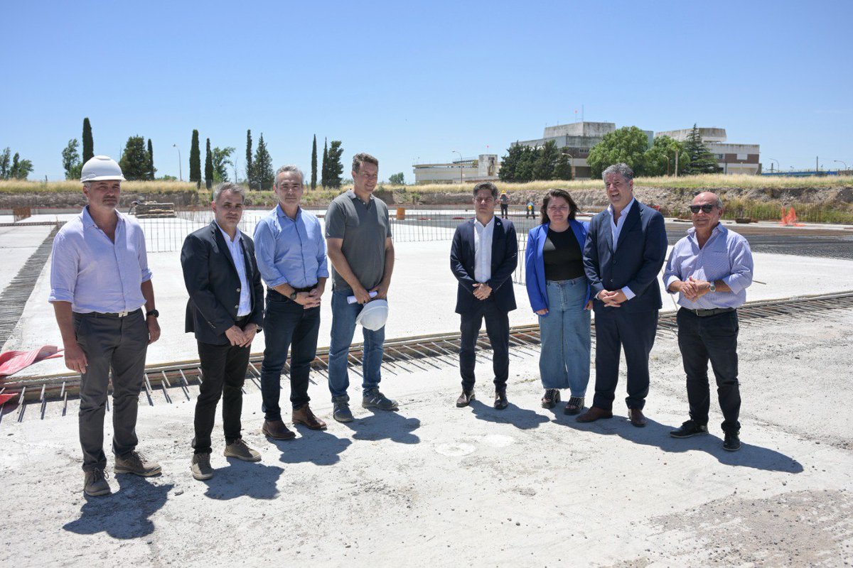 Visitamos los avances de la construcción del acueducto Planta Patagonia - Bosque Alto, una obra con la que estamos dando respuesta a un problema histórico de acceso al agua potable en #BahíaBlanca y #CoronelRosales.

Una mejora estructural de nuestro Plan Hídrico Integral que va