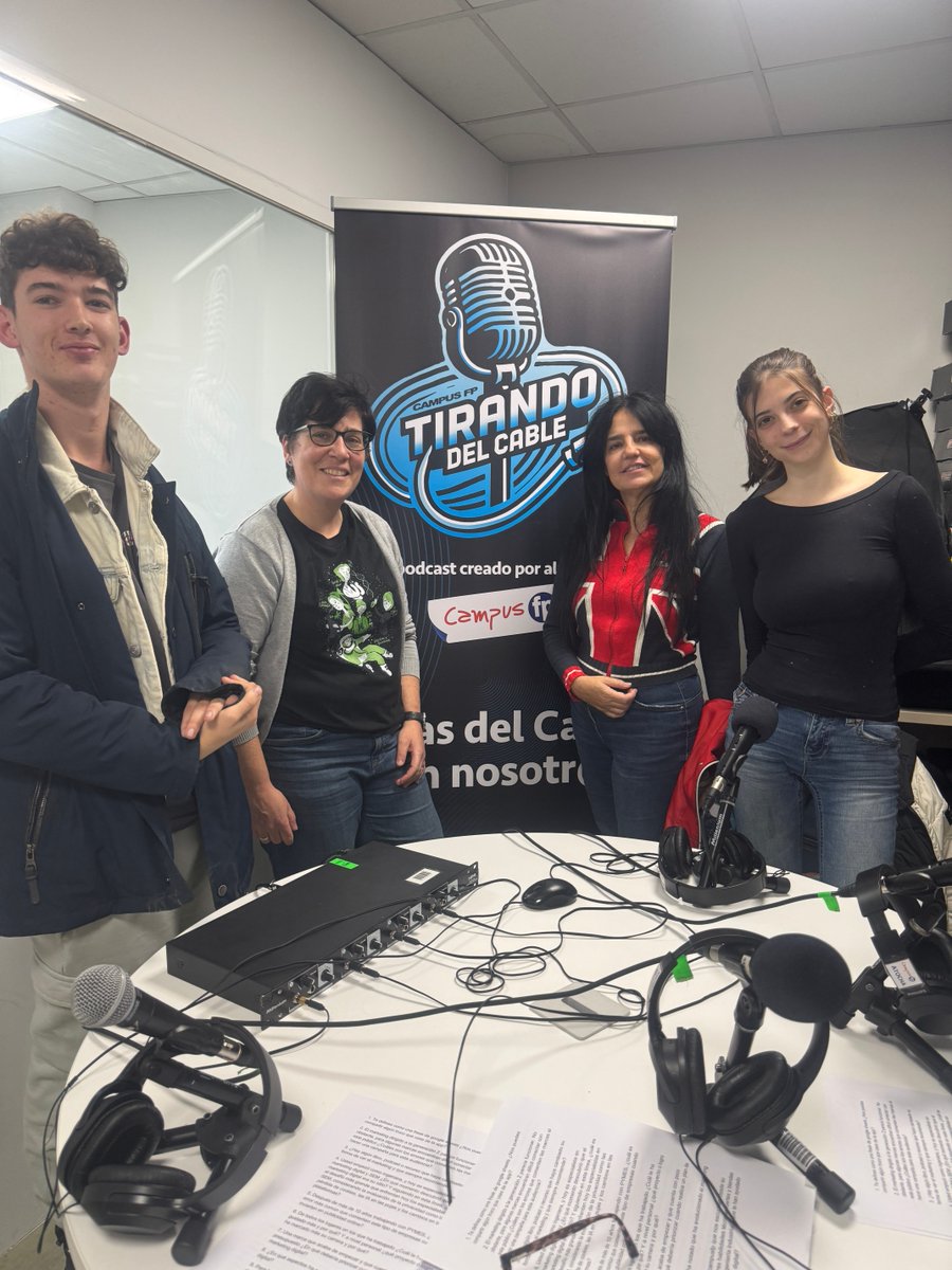 🎙️ ¡Nuevo capítulo de Tirando del cable! Escucha "La Secretaría del misterio" con Héctor Gonzalez, Daniel Soler y David Sigüenza. También entrevista a Myriam Navas sobre Marketing Digital. 

👉 open.spotify.com/episode/7xXF2E…