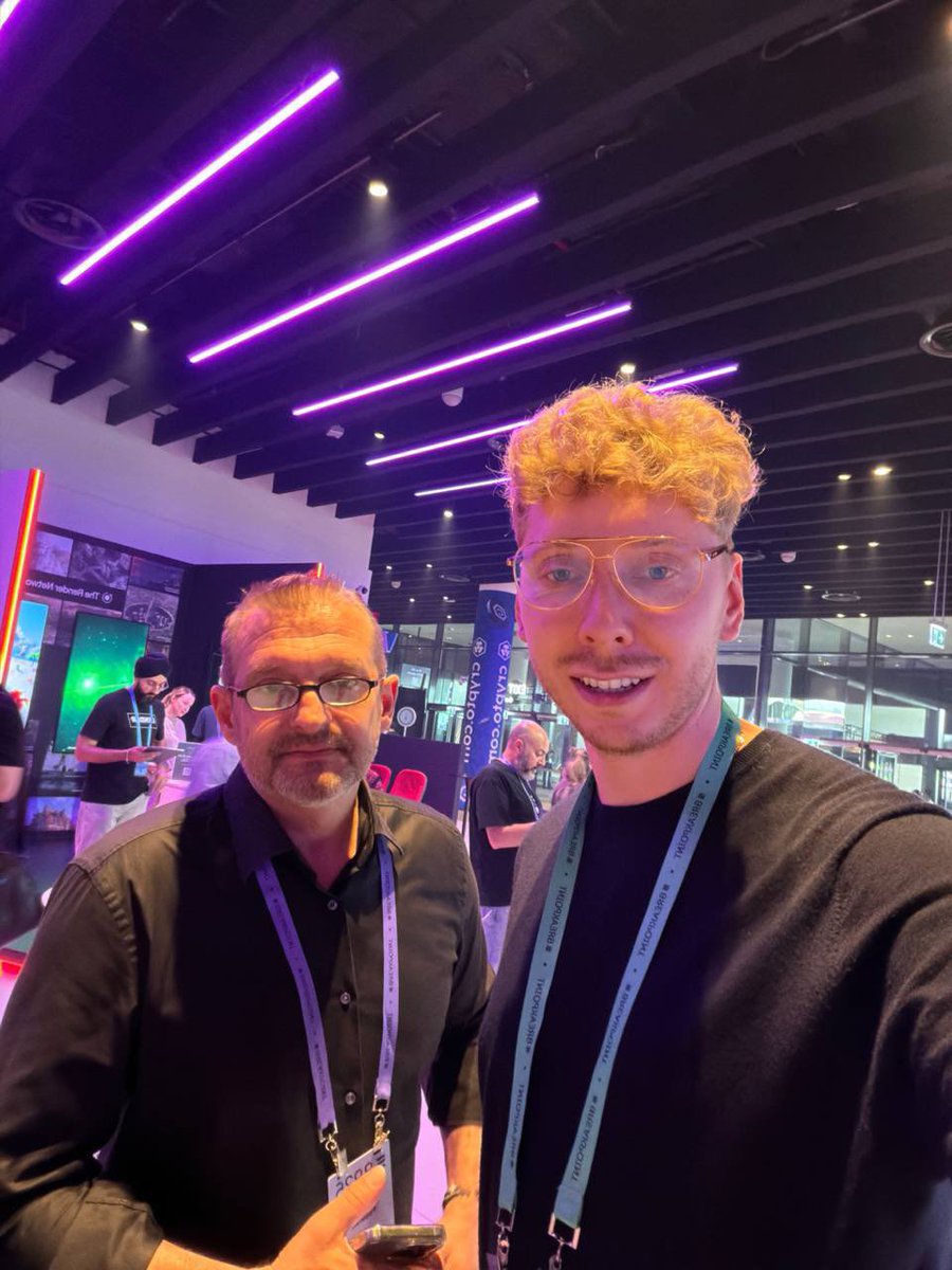 Solana Breakpoint day 2 - Absolute Cinema.  

I’d call it a founders day. <a href="/toly/"></a> was inspiring. Had a great discussions with other founders. 
With Alex founder of @deBridge agreed to meet in Dubai after the event. 
Had a good meeting with Ale, the founder of <a href="/RECCFinance/">RECC Finance</a>.