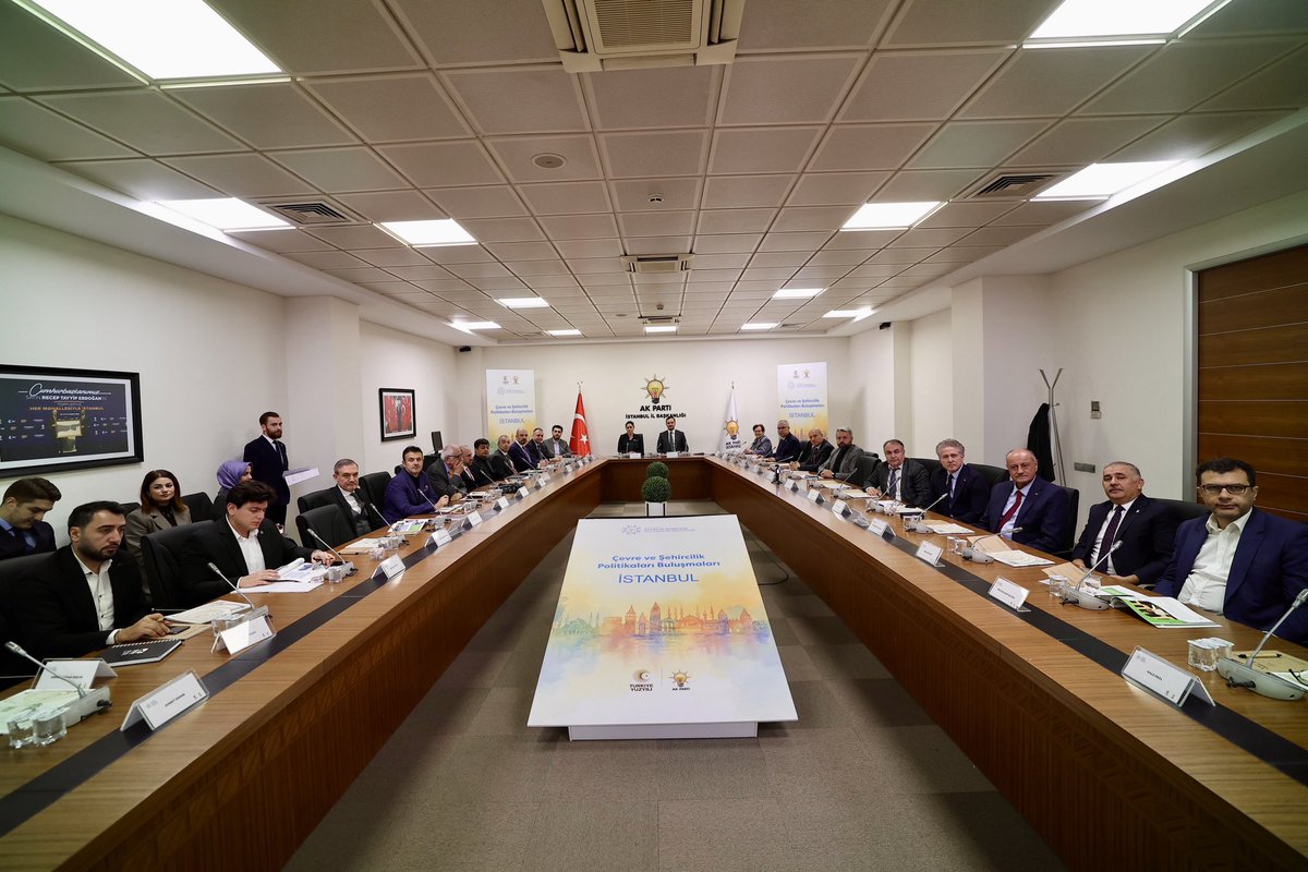 AK Parti Genel Merkez Çevre ve Şehircilik Politikaları Başkanlığımızın düzenlediği Çevre ve Şehircilik Politikaları Buluşmalarının ilkini, Genel Başkan Yardımcımız / Çevre ve Şehircilik Politikaları Başkanımız Sayın Sevilay Tuncer’in katılımlarıyla İl Başkanlığımızda