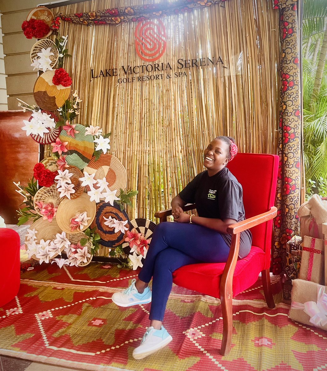 A lesson from my mentor that changed my perspective,

He said, “Winnie, a glass of wine at a luxury hotel tastes different from one at an ordinary place.”

I was confused. “But it’s the same wine, right?”

What are your thoughts ?