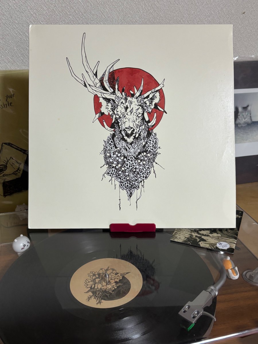 EmoAftermath's tweet image. 自然環境系激情スクリーモバンドsnagの1stアルバムです
レコードには謎の植物の種とマッチが付属しており危ない香りがぷんぷんと漂いびびりますた
※実際は気候変動などのテーマに沿ったこだわりみたいです
snagmke.bandcamp.com/album/snag-2