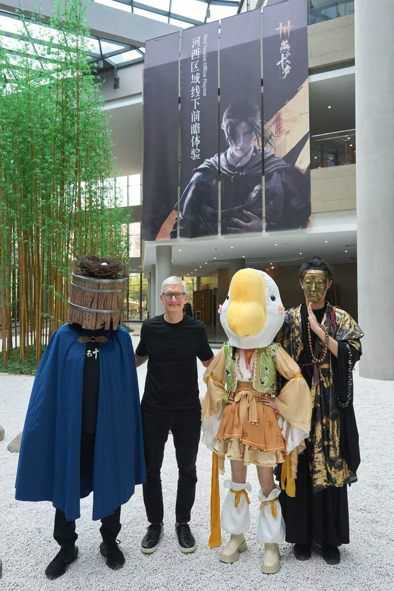 just_a_techy's tweet image. Don't be shocked seeing Where Winds Meet running much better on Apple devices.
Tim Cook himself visited their Studio last year in China.

No matter how powerful android phones will become, the third party integration of Apple wil be unbeatable.
It's a shame on Android brands.