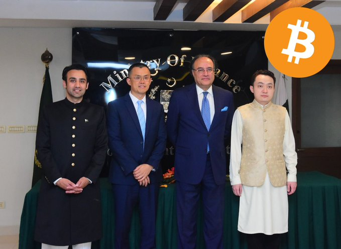 tmp_periodical's tweet photo. 🚨JUST IN:

🇵🇰 Binance founder CZ met with Pakistan’s Finance Minister and Minister of State.

 Asia is coming 🚀 https://t.co/jYgToloDmw