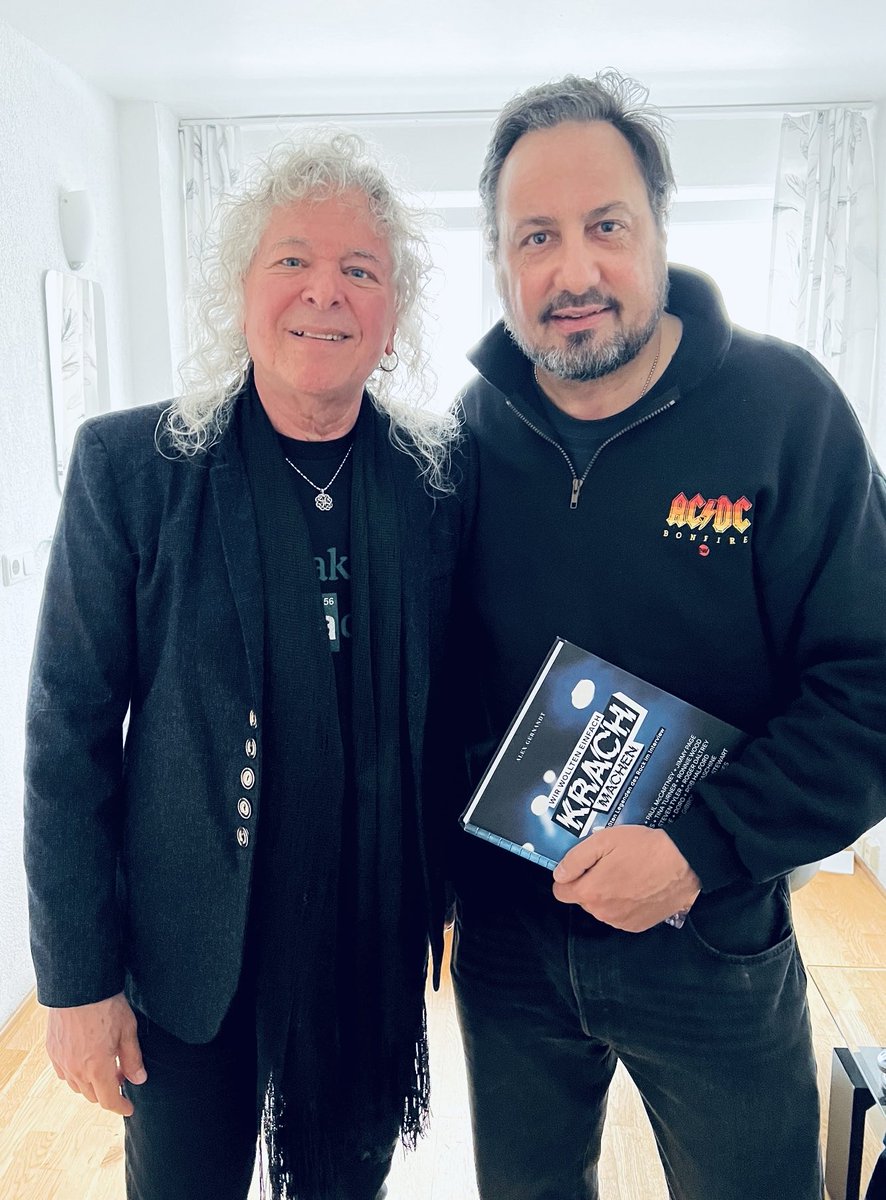 AlexGernandt's tweet image. Happy bday to the great #DaveMeniketti of Y&amp;amp;T