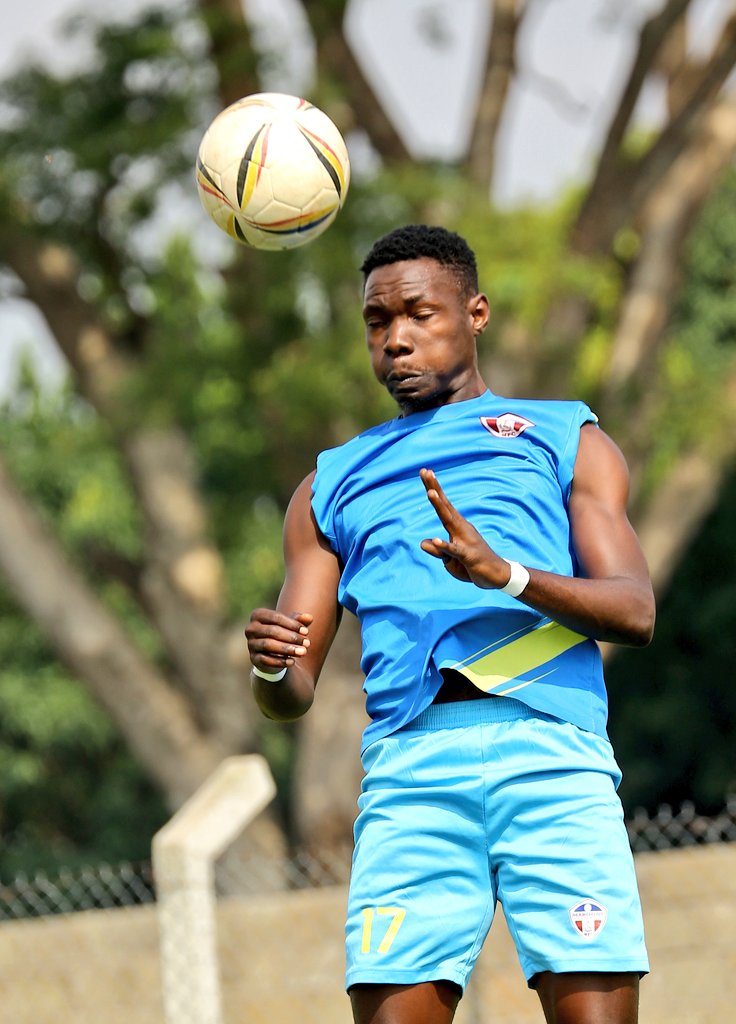 OfficialMaroons's tweet image. Getting more warm ahead of kickoff #KITMAR 
#Jailers