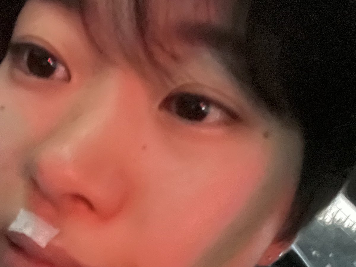 justmanssi's tweet photo. #레친소 #wlw 
이렇게 트위터 하는 게 맞는지 모릅니다 ...
트위터는 구독계로만 보다가
공계는 처음입니다 ... https://t.co/4UJ1bdAcXQ