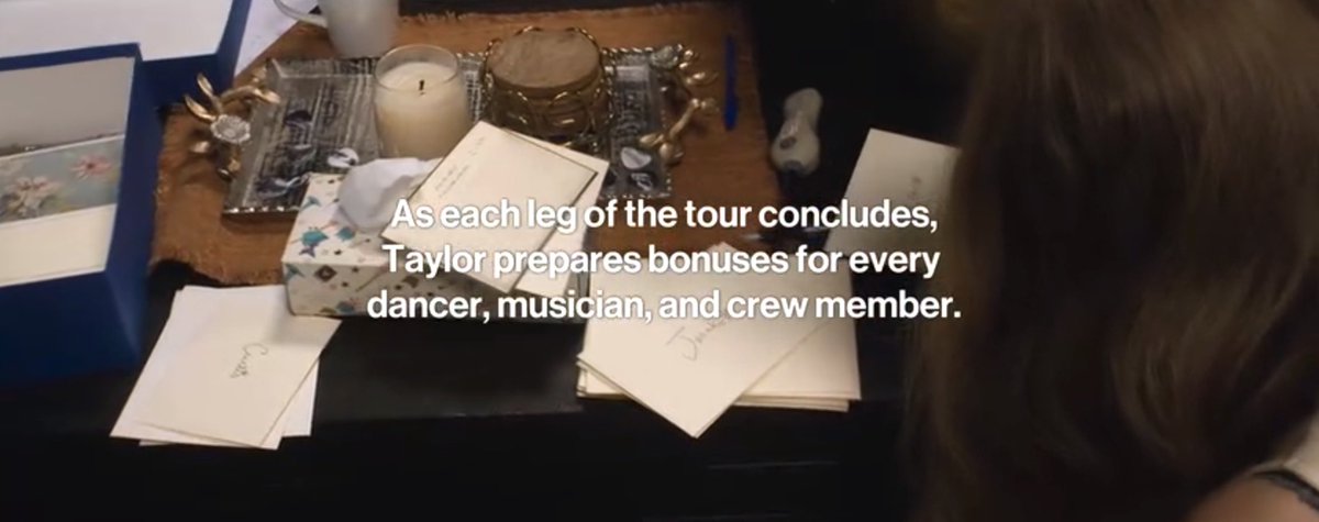 TheLifeofZANA's tweet photo. Taylor Swift personally hand-signs letters, delivers bonuses to her crew, dancers, drivers, and even acknowledges their families. The care, the effort, the hand letter waxing, the intention who else does it like her? https://t.co/zyZ2gh2Ahy