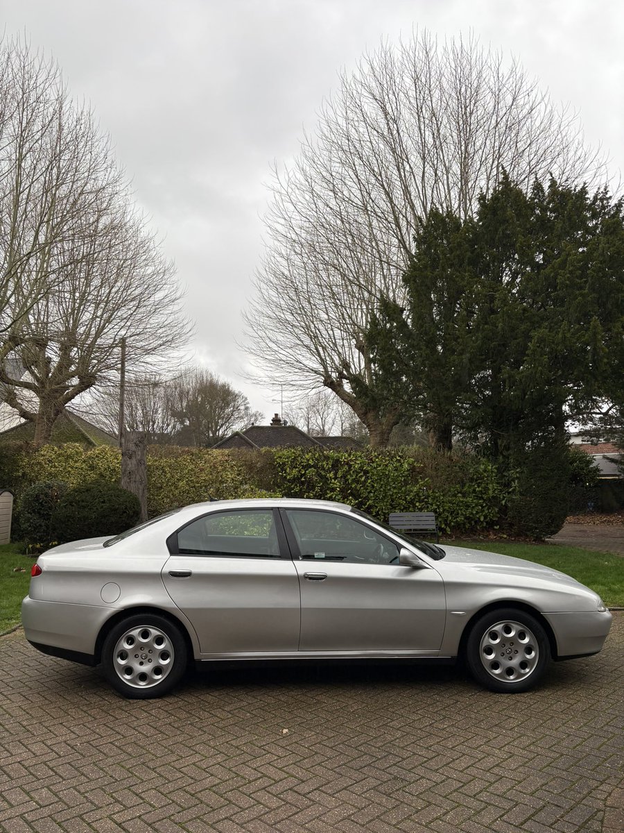 Simon Lane tweet media