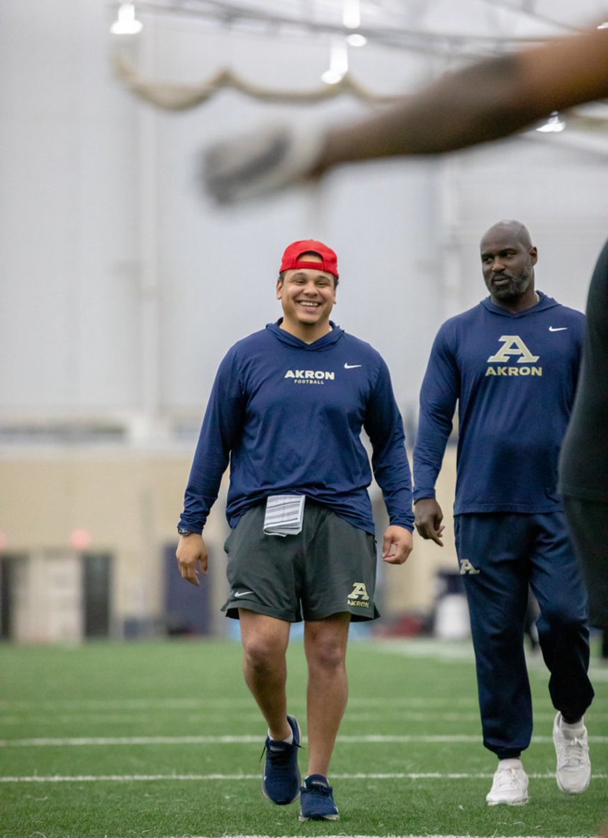 Coach CJ Edwards tweet media