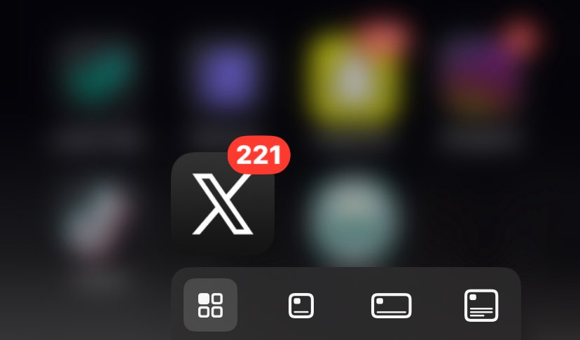 مع الابديت الجديد صار يبان كل الرسايل الي مافتحتها كيف اشيلها بالله احس منرفزتني