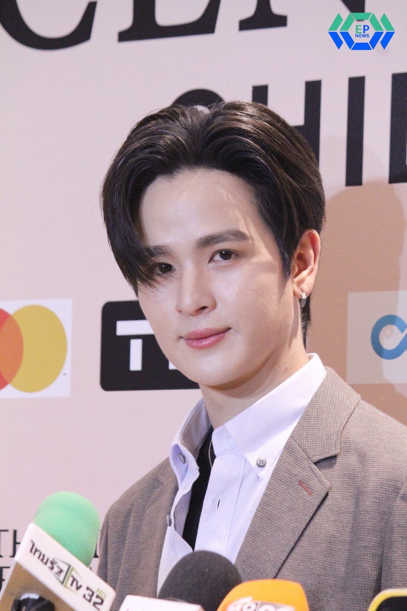 epnewsonline's tweet photo. "ยุ่น ภูษณุ" ร่วมงาน Central Chidlom Every Moment With You 

#EveryMomentWithYou
#CentralChidlom
#yoonpsn https://t.co/PF6lDk4Pah