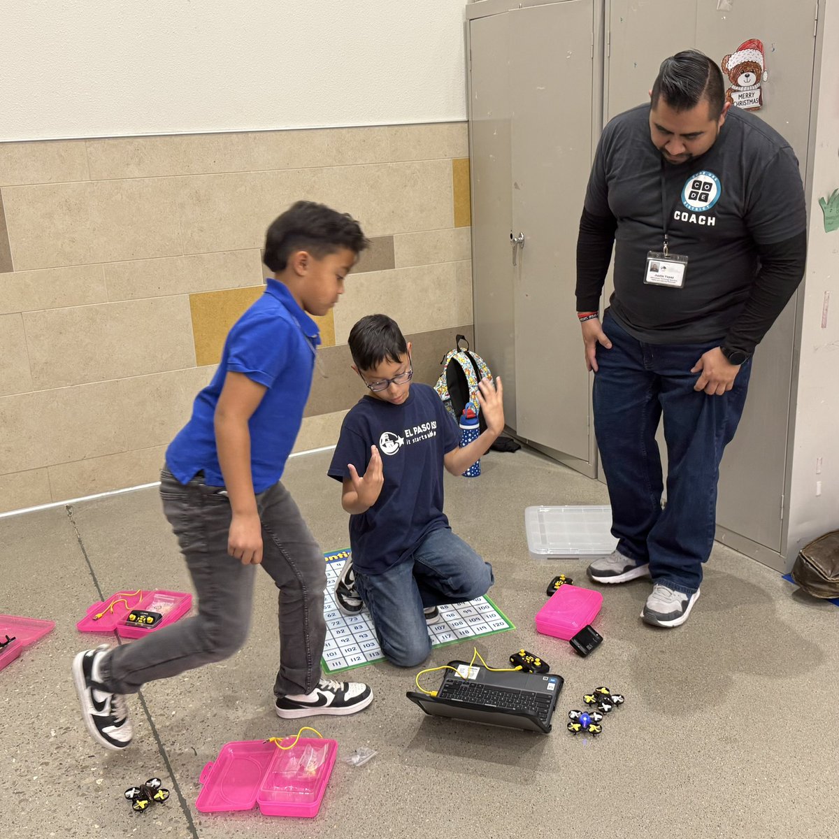 MsDanielsStormy's tweet image. Thanks to @JYepez_TECH for stepping in and assisting our Drone teams @comets_duran ! @Robolinkinc @EPISD_ITS @ELPASO_ISD