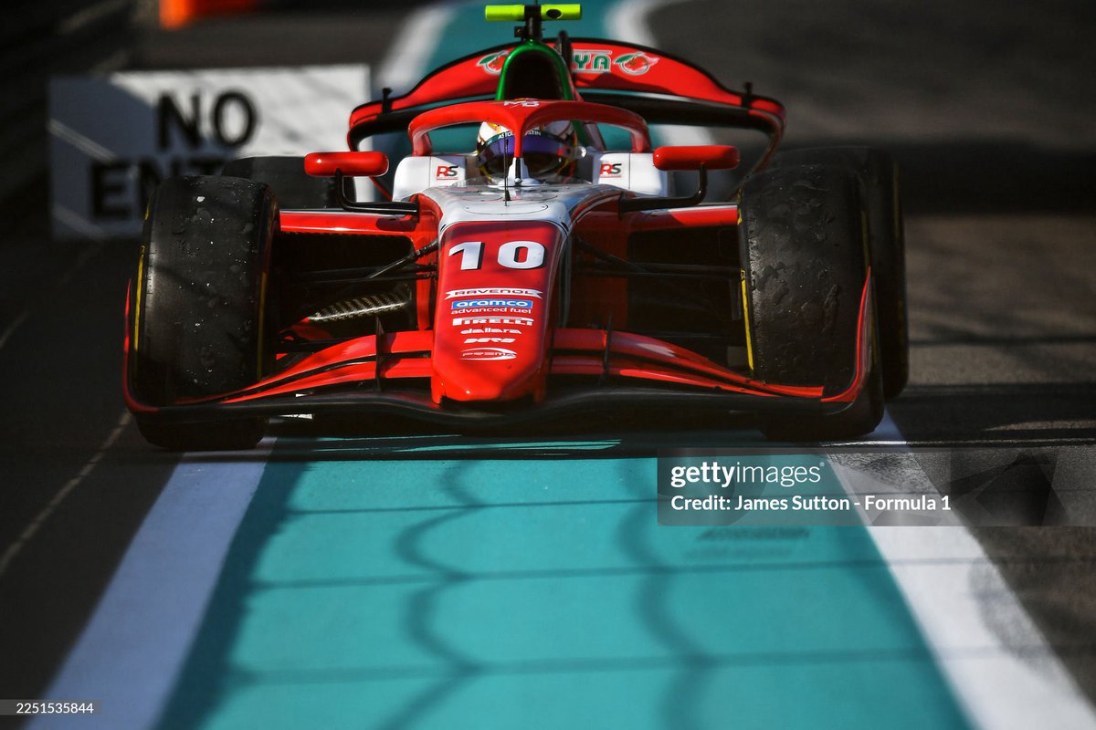 mariboyafans's tweet image. 🇦🇪 Acaba la última sesión de los test de postemporada de F2 en Yas Marina. Mari Boya ha completado 56 vueltas y su mejor tiempo ha sido 1:40:152.

📸 James Sutton (Getty Images)

#MariBoya #F2 #F2Testing