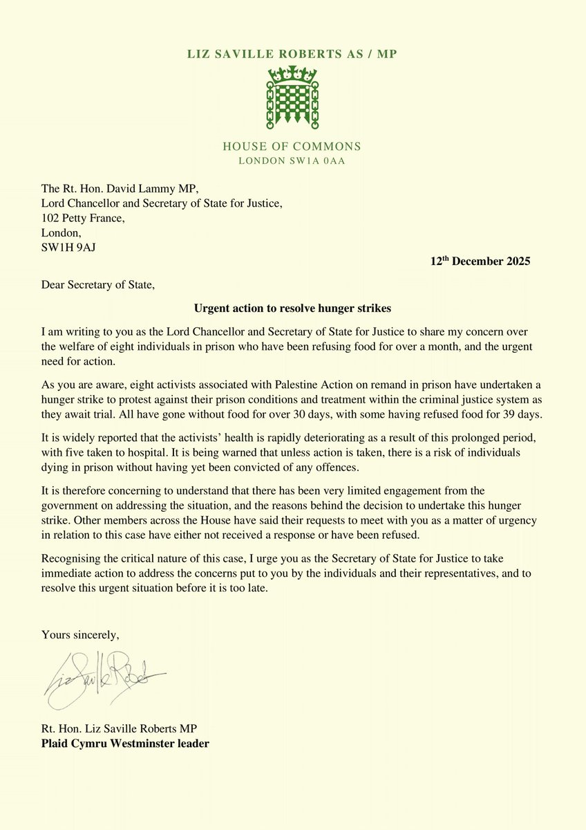 Rwyf wedi ysgrifennu at yr Ysgrifennydd Cyfiawnder ynglŷn ag ymgyrchwyr Palestine Action sydd yn ymprydio tra yn y ddalfa.

Maen nhw wedi mynd heb fwyd am dros 30 diwrnod ac mae nifer wedi mynd i'r ysbyty.

Rhaid i Lywodraeth y DU ymgysylltu ar frys â'u cynrychiolwyr.