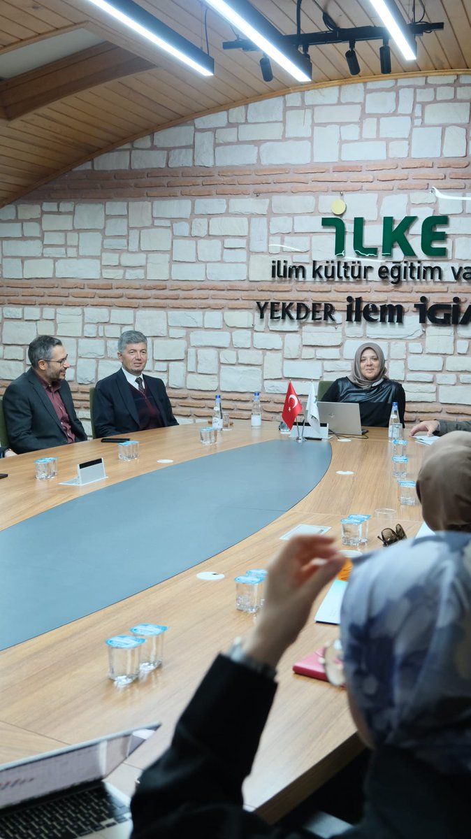 TODAM bünyesinde hazırlanan ''İş-Yaşam Dengesi Bağlamında Ebeveyn İzni ve Çocuk Bakım Hizmetleri'' adlı analiz raporu, Türkiye'deki iş yaşam dengesinin dünü, bugünü ve geleceğine dair önemli bilgileri barındırıyor. Bu rapordan hareketle dün İLKE'de verimli bir seminer