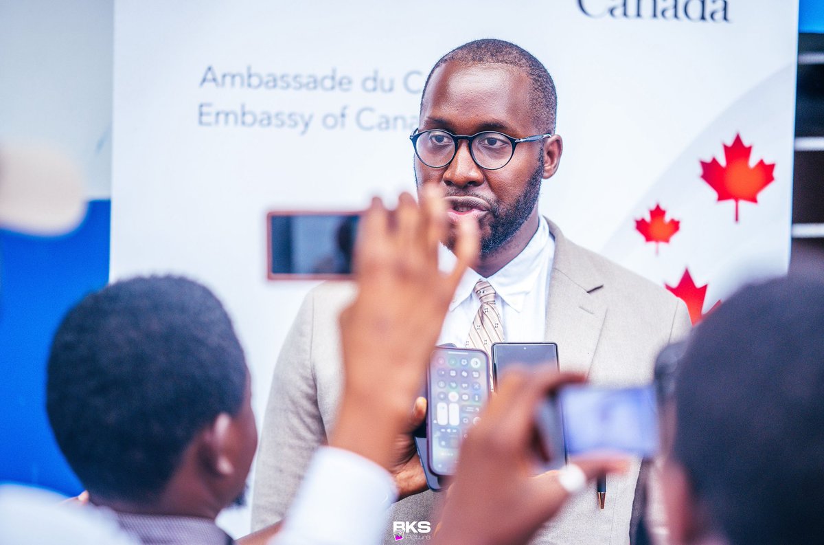 AsblWise's tweet photo. Journée spéciale avec nos élèves ! 🇨🇦🇩🇪Le mercredi 10 décembre , nous avons vécu un moment exceptionnel avec les élèves, aux côtés des ambassades du Canada et d’Allemagne, dans le cadre de notre journée de sensibilisation aux droits humains. @Kekeluni1 @CanadaRDC @Allemagne_RDC https://t.co/oPUnQflY3G