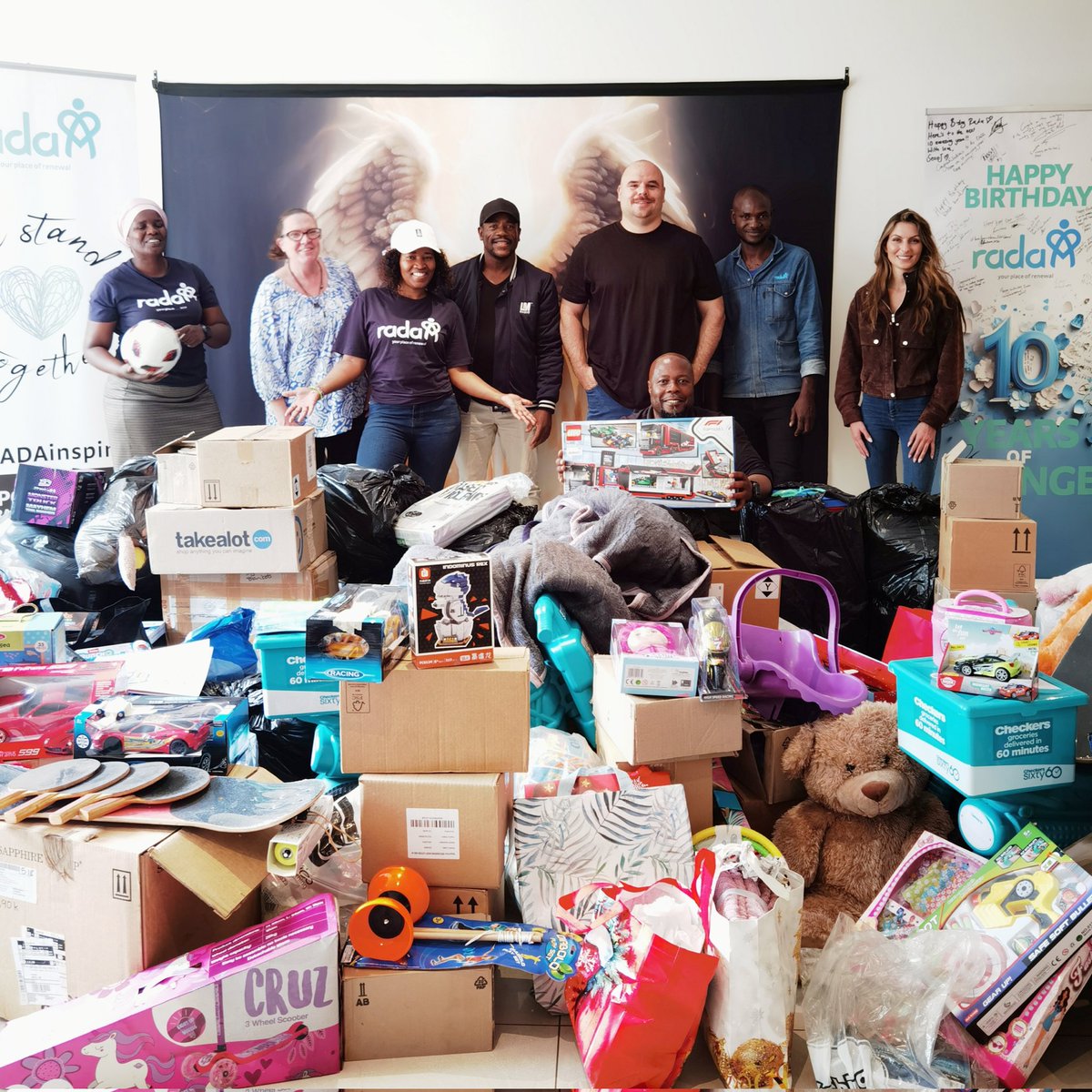 Thank you so much to <a href="/LMRadio1936/">LM Radio</a> and LM Radio Listeners for your incredibly kind and overwhelmingly generous donation of toys, blankets, clothing and toiletries delivered to RADA yesterday.💙
Your generosity will bring comfort and joy to the children in RADA adopted homes and