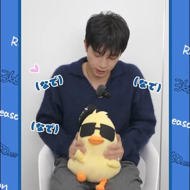 The cuteness aggression Hottest felt with PiYoung is real😆 #2PM