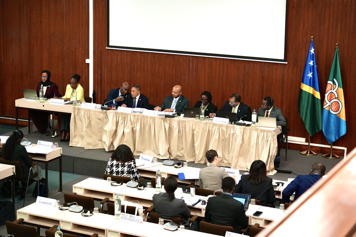 The Bureau of the OACPS Council of Ministers met in Brussels as part of the preparations for the 120th Session of the Council of Ministers.

Presided by Solomon Islands, the meeting reviewed key institutional and organisational matters, as well as core documents related to the