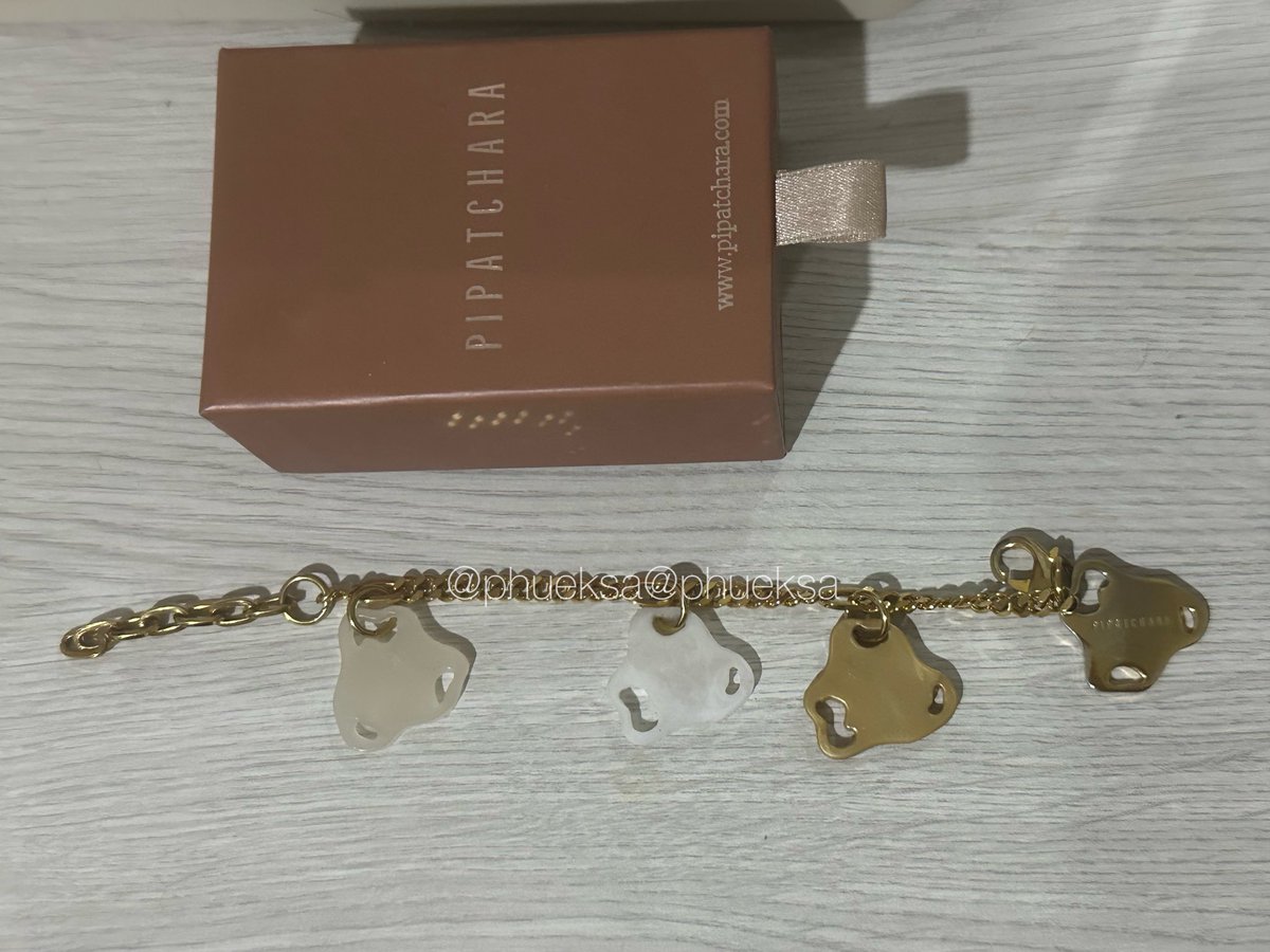 ibabybabex's tweet photo. กำไล pipatchara white gold 1300 รวมส่ง
🍎มีรอยตามการใช้งาน ตรงสีทองหมอง / เพิ่มเติม dm
#ส่งต่อpipatchara #pipatchara #pipatcharaส่งต่อ https://t.co/BiEBoSvzF4